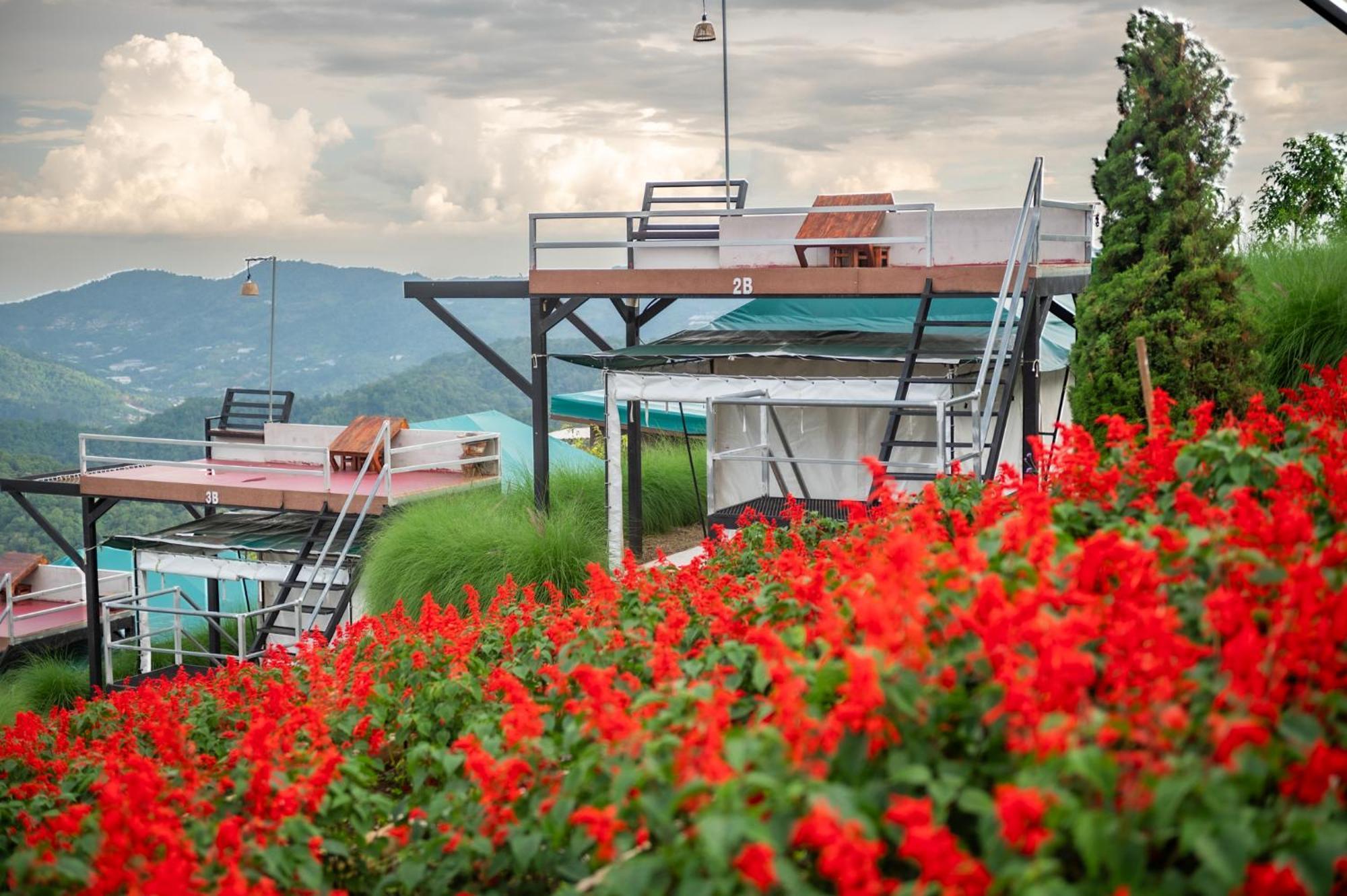 แสงเหนือแคมป์ปิ้งม่อนแจ่ม Otel Ban Mae Raem Dış mekan fotoğraf